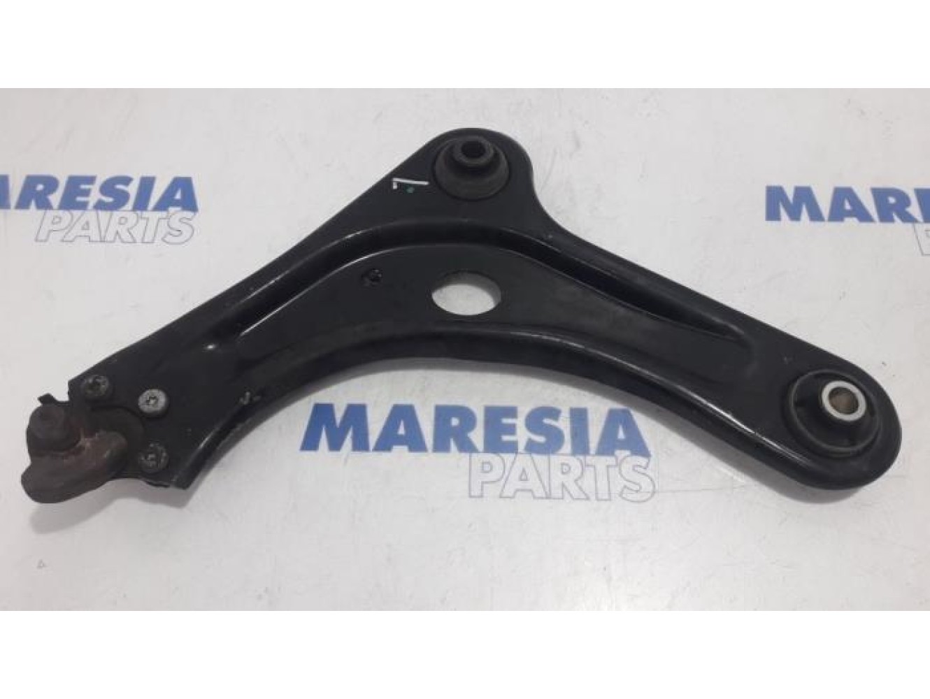 Citroen - C3 - Front lower wishbone, left