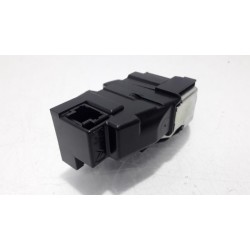 Peugeot - 308 - Tailgate lock mechanism