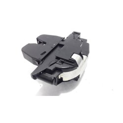 Peugeot - 308 - Tailgate lock mechanism
