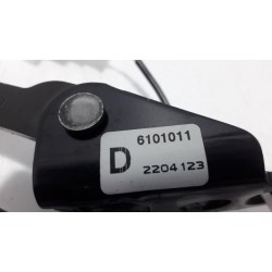 Peugeot - 308 - Insertion ceinture de sécurité arrière droite