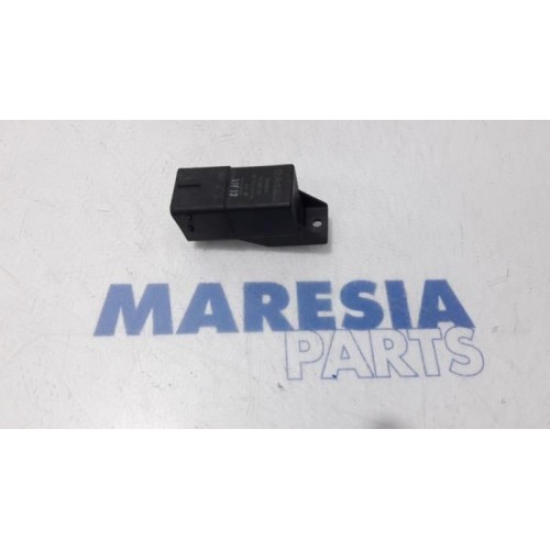 Peugeot - 308 - Glow plug relay