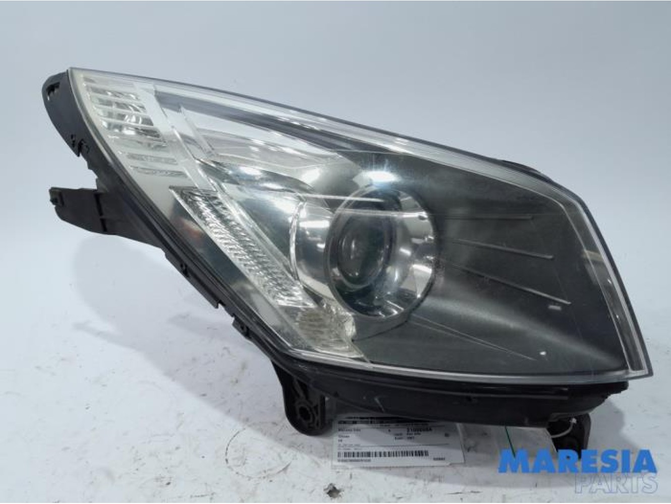 Citroen - C6 - Scheinwerfer links