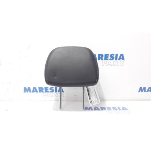 Citroen - C-Crosser - Headrest