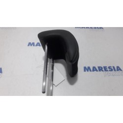 Citroen - C5 - Headrest
