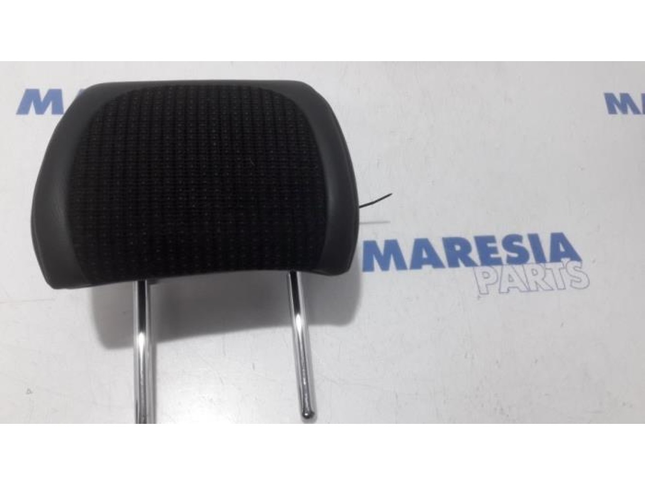 Citroen - C5 - Headrest