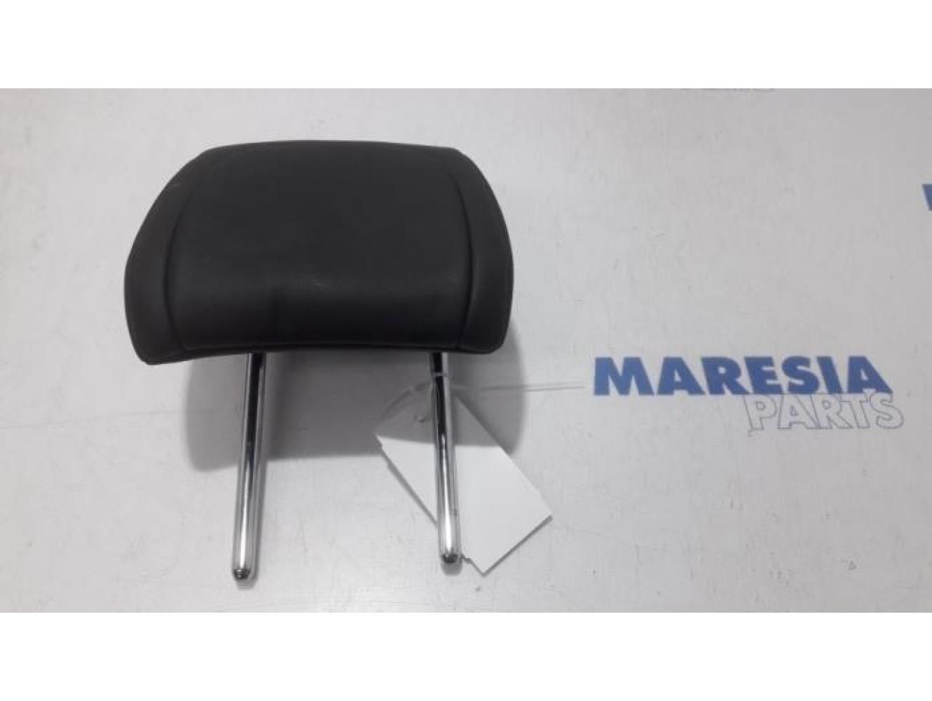 Citroen - C5 - Headrest