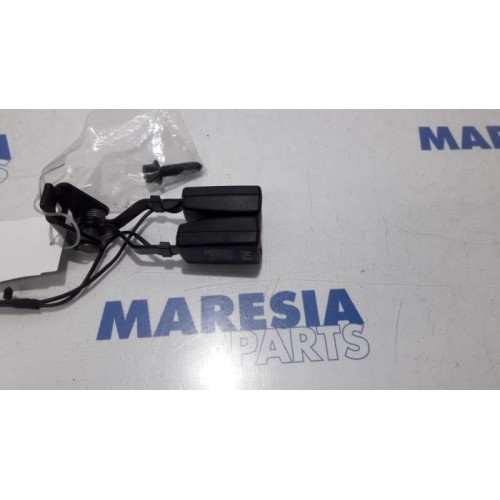 Citroen - C5 - Rear seatbelt buckle, left