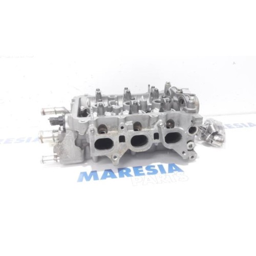 Citroen - C1 - Cylinder head