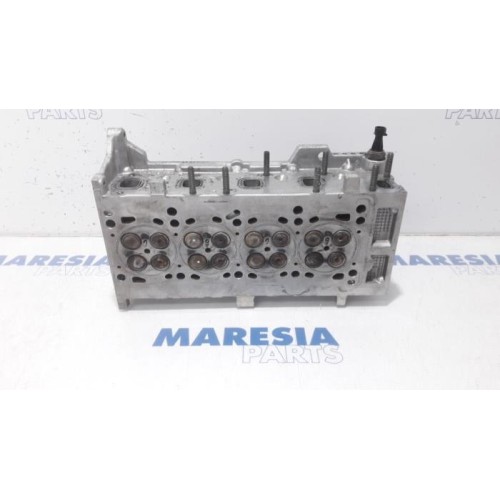 Fiat - Punto - Cylinder head