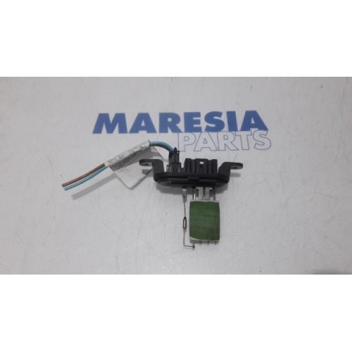 Renault - Master - Heater resistor