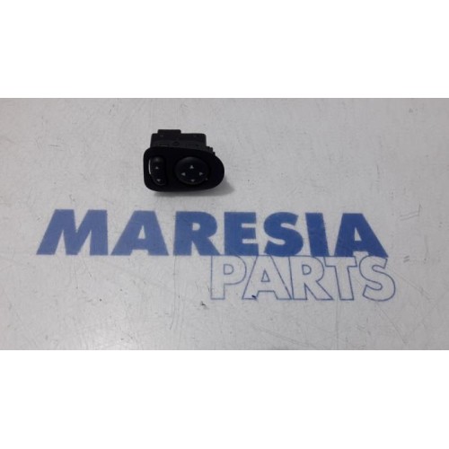 Fiat - 500 - Mirror switch
