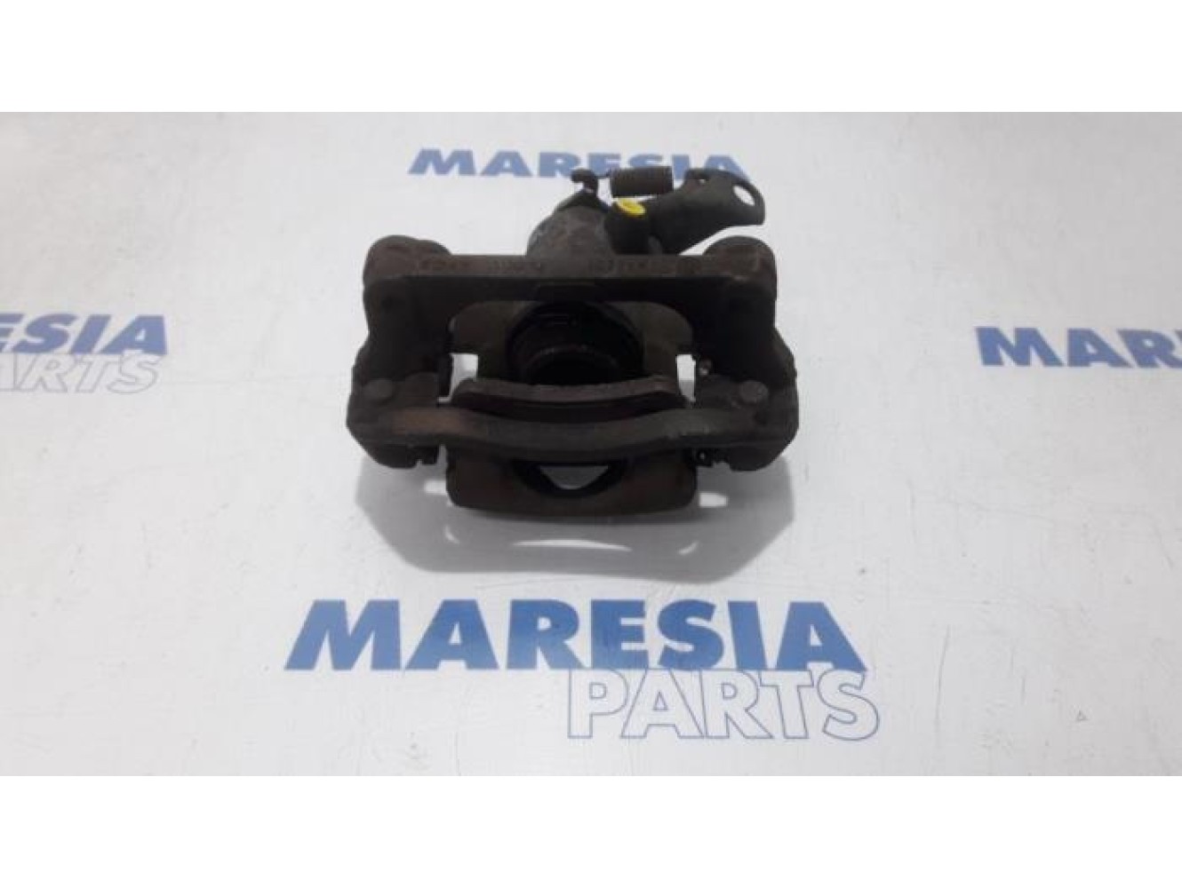 Renault - Master - Bremszange links hinten