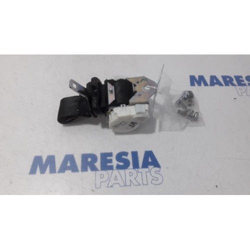 Alfa Romeo - Giulietta - Rear seatbelt, left