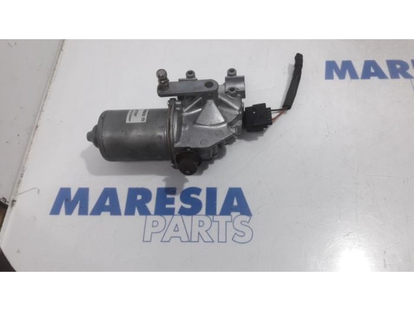 Renault - Master - Front wiper motor