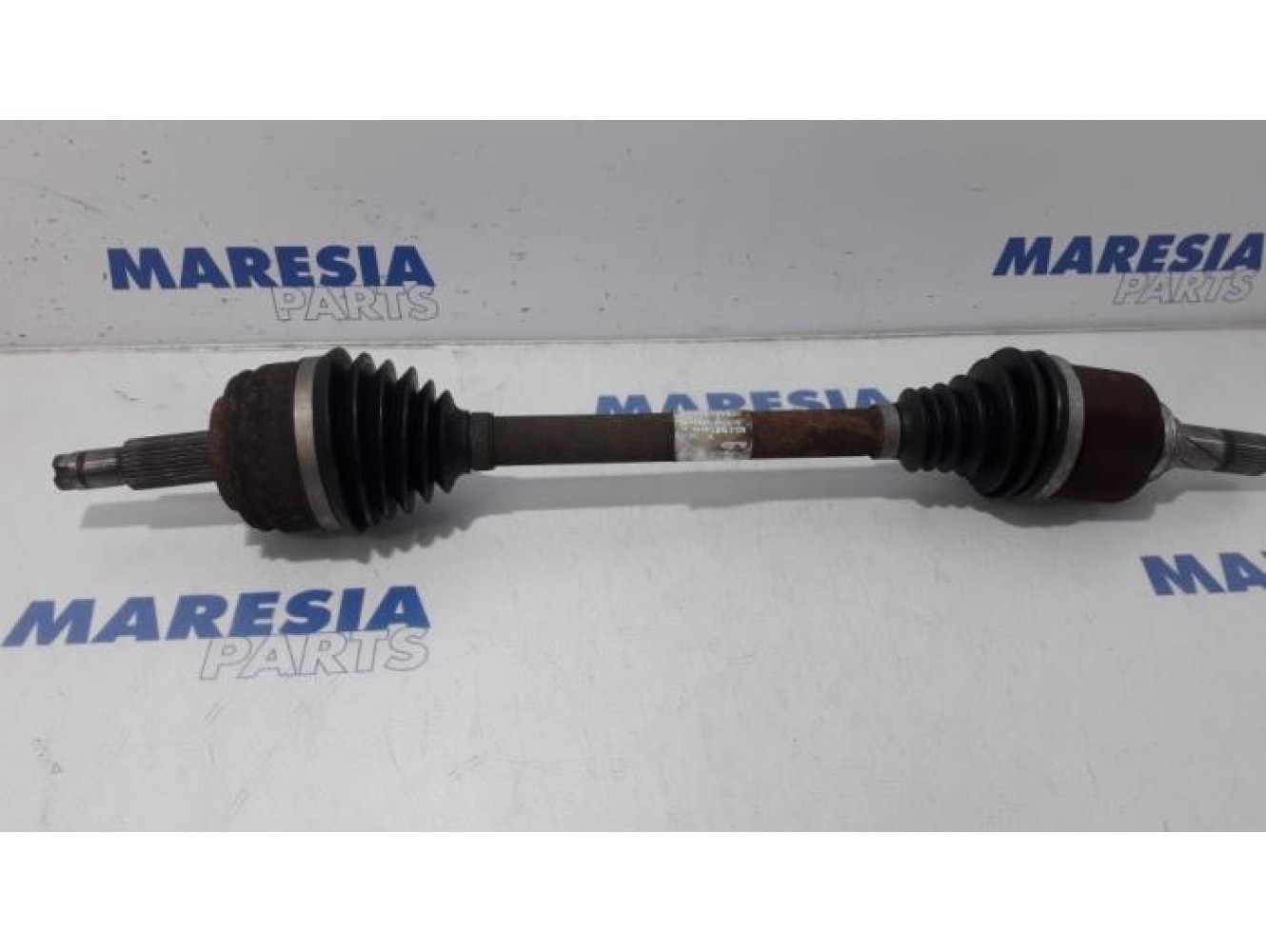 Renault - Master - Front drive shaft, left