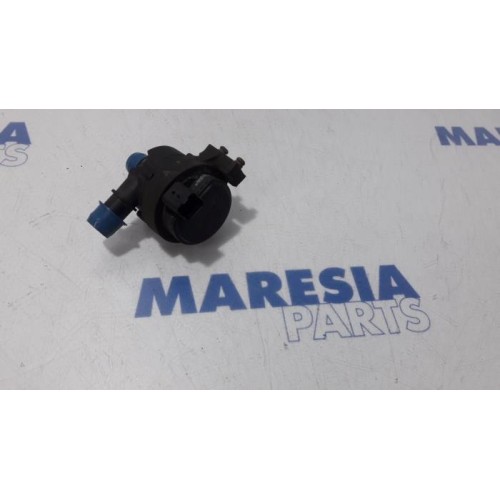 Renault - Master - Water pump