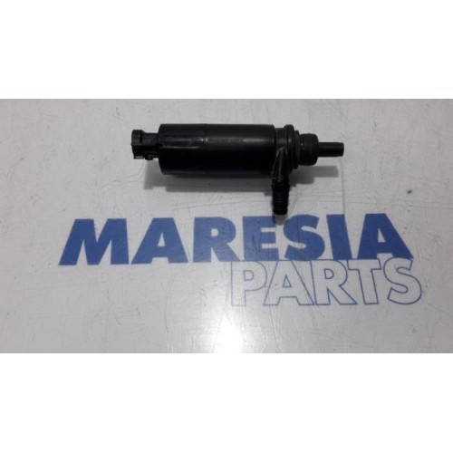 Alfa Romeo - Giulietta - Headlight washer pump