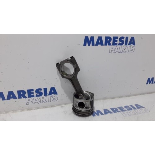 Alfa Romeo - Giulietta - Piston