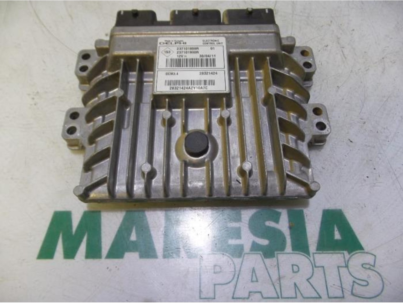 Renault - Clio - Engine management computer