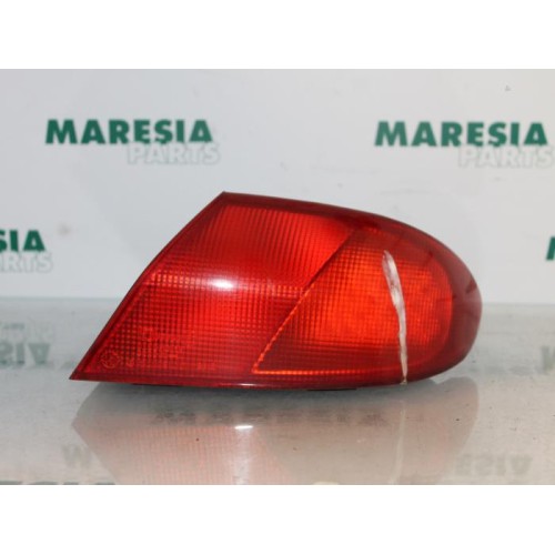 Alfa Romeo - 166 - Taillight, right