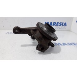 Renault - Kangoo - Knuckle, front right