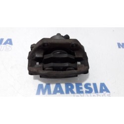 Renault - Kangoo - Front brake calliper, right