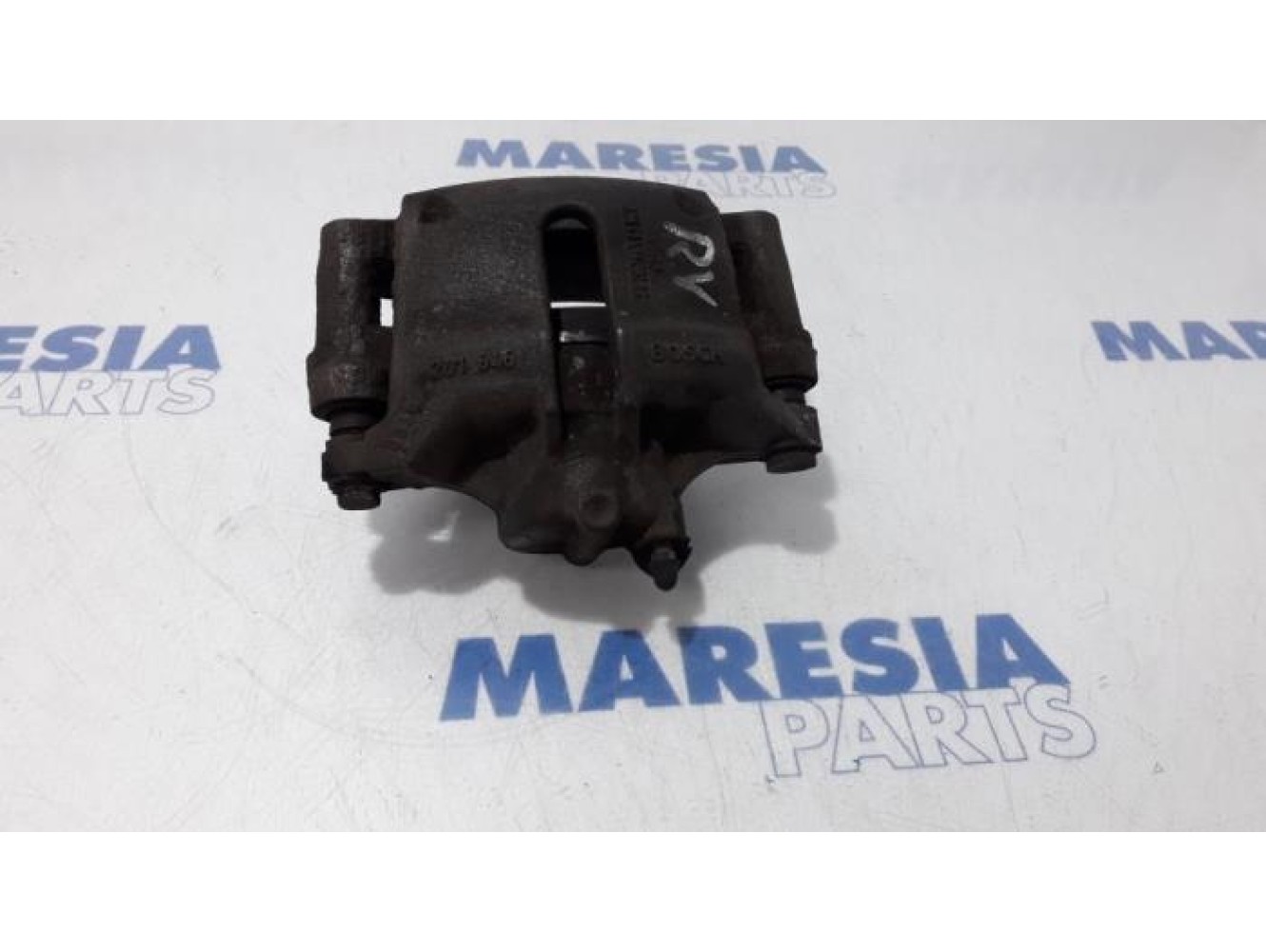 Renault - Kangoo - Front brake calliper, right