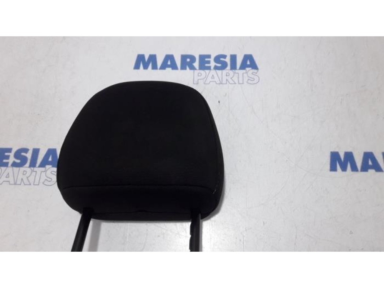 Citroen - C3 - Headrest