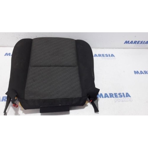 Peugeot - 207 - Seat cushion, right