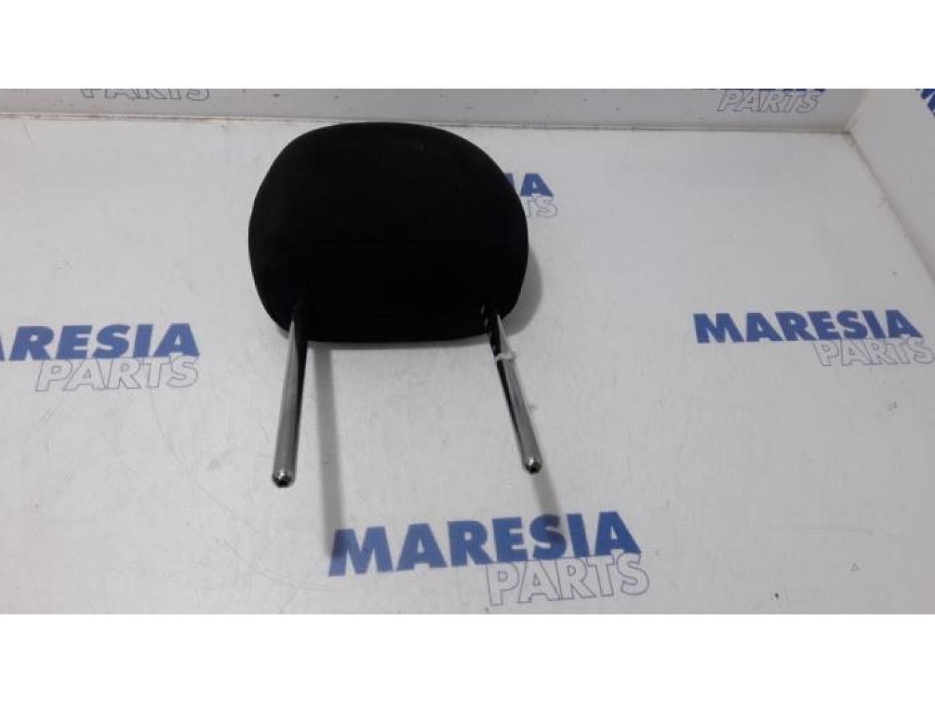 Citroen - C3 - Headrest