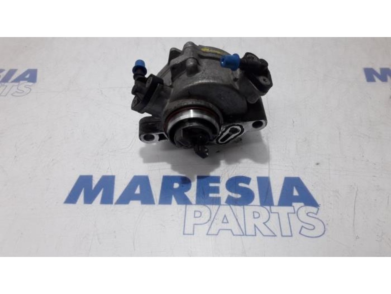 Peugeot - 5008 - Vacuum pump (diesel)