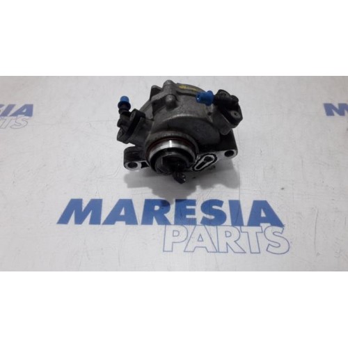 Peugeot - 5008 - Vacuum pump (diesel)