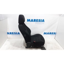 Peugeot - 308 - Stoel links