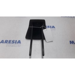 Citroen - C3 Picasso - Headrest