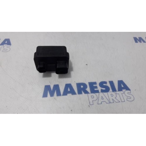 Fiat - Punto Evo - Glow plug relay