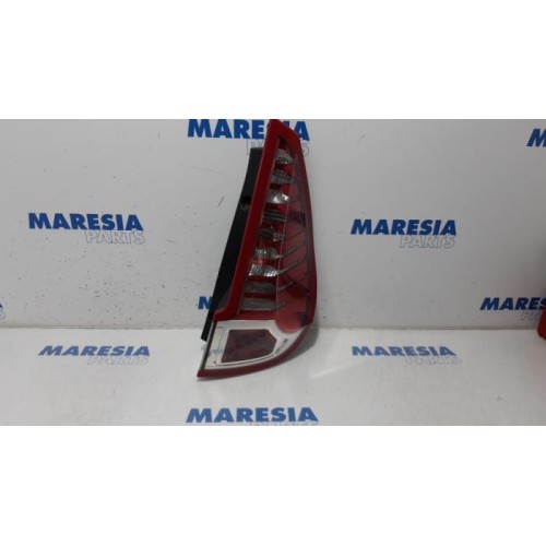 Renault - Scenic - Taillight, right