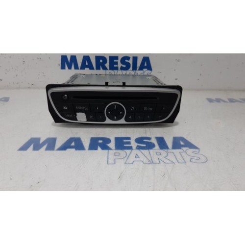 Renault - Scenic - Radio CD player
