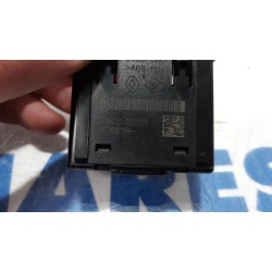 Renault - Scenic - AUX/USB aansluiting