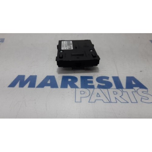 Renault - Scenic - Card reader (lock)