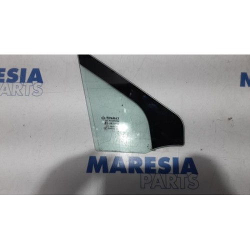 Renault - Scenic - Quarter light, front right