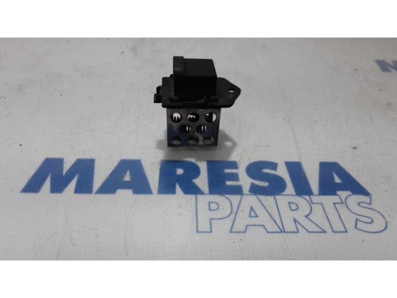 Renault - Kangoo - Cooling fan resistor