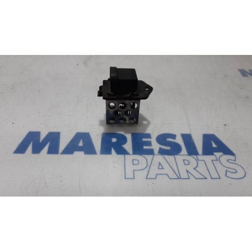 Renault - Kangoo - Cooling fan resistor