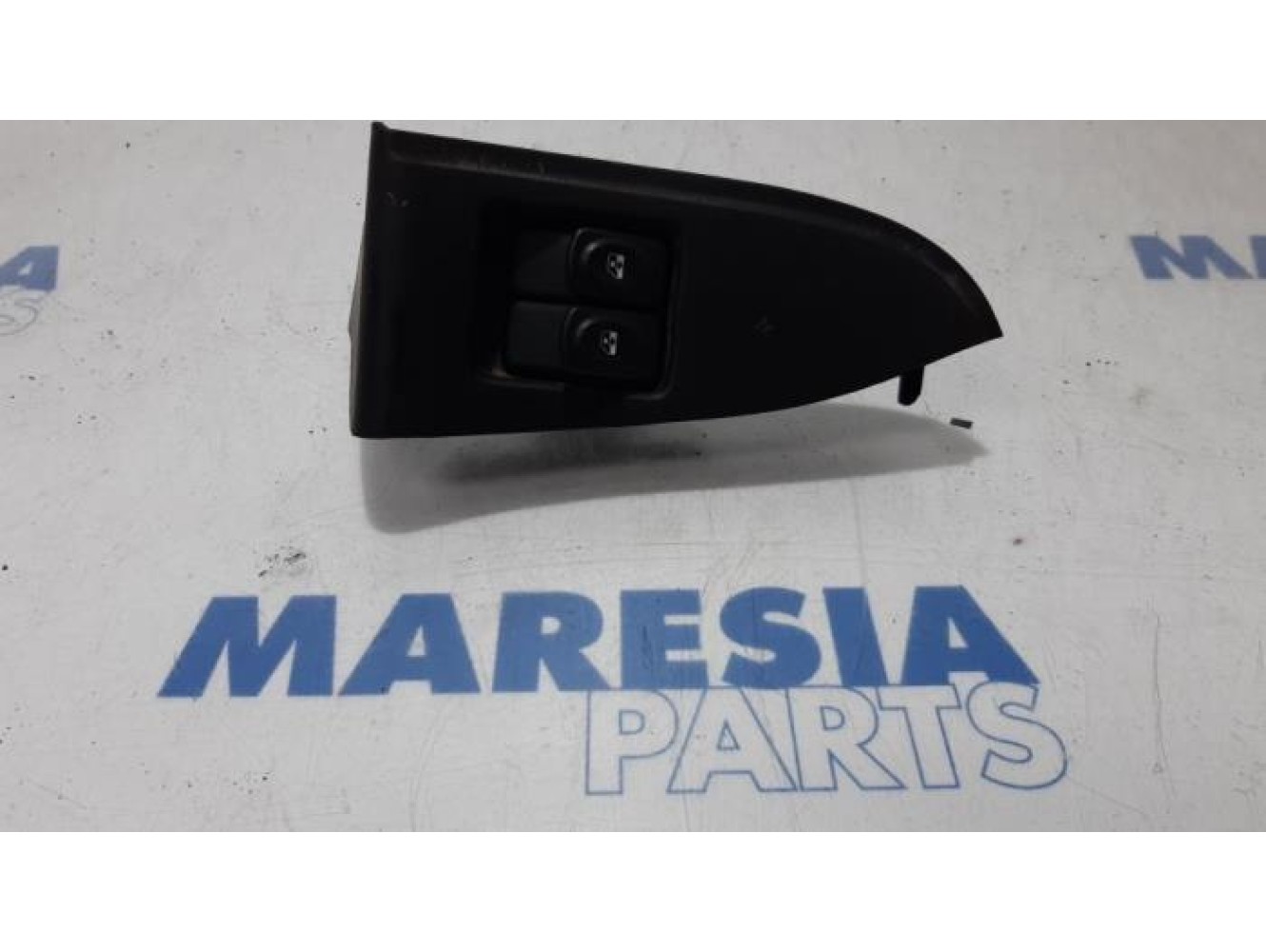 Renault - Kangoo - Electric window switch