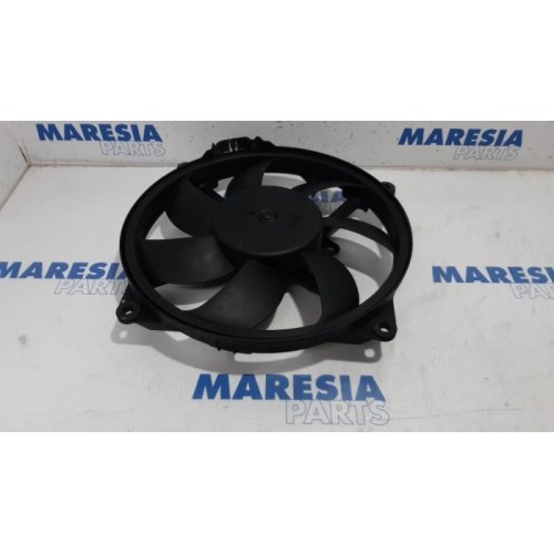 Renault - Scenic - Fan motor