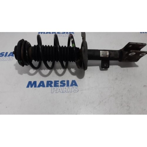 Peugeot - 308 - Front shock absorber rod, right