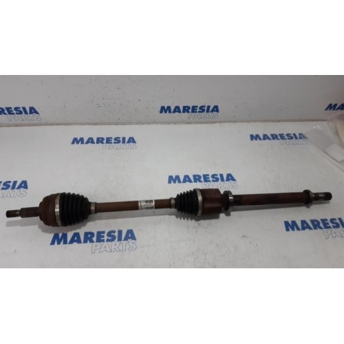 Renault - Scenic - Front drive shaft, right