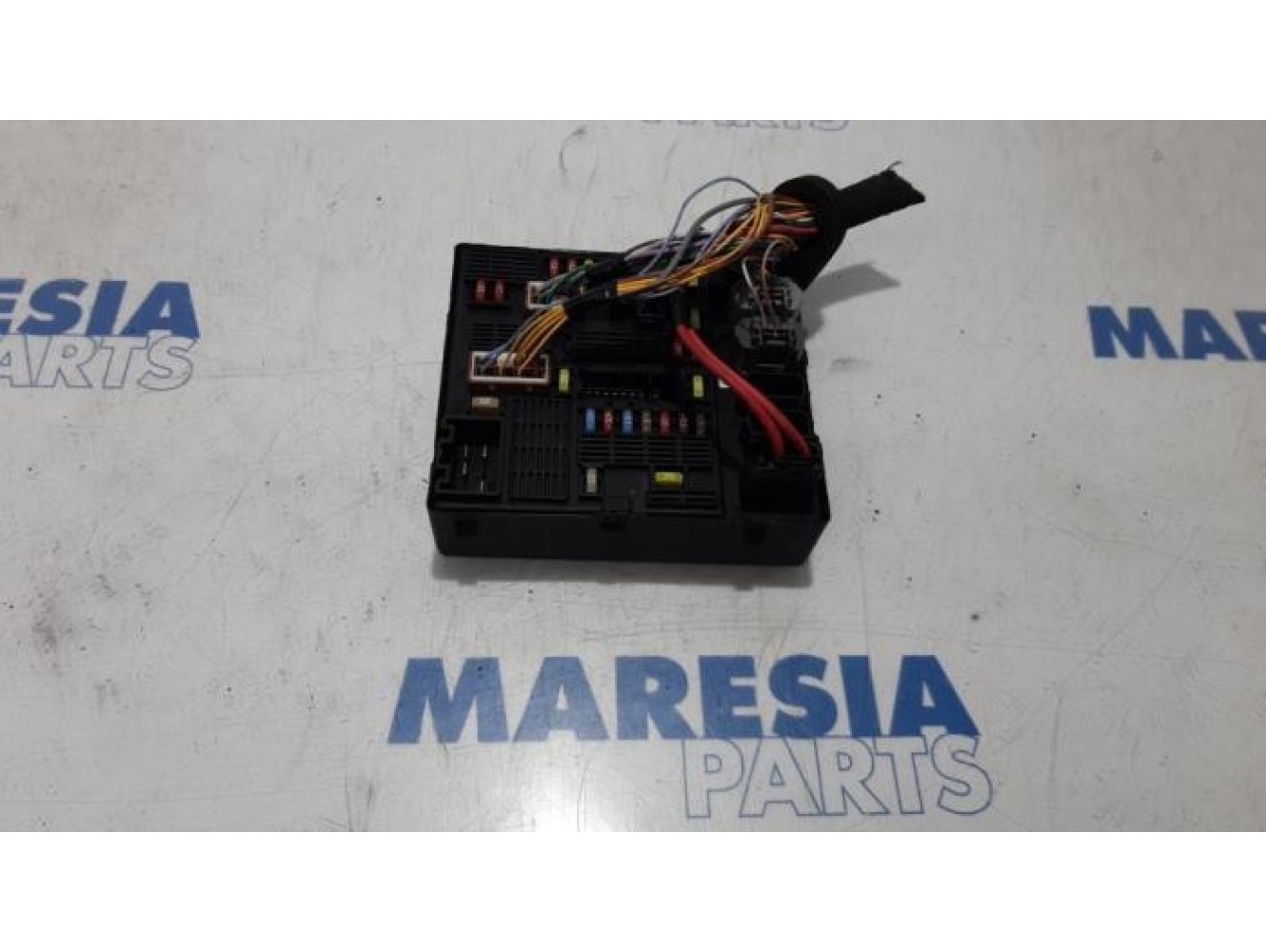 Renault - Scenic - Fuse box