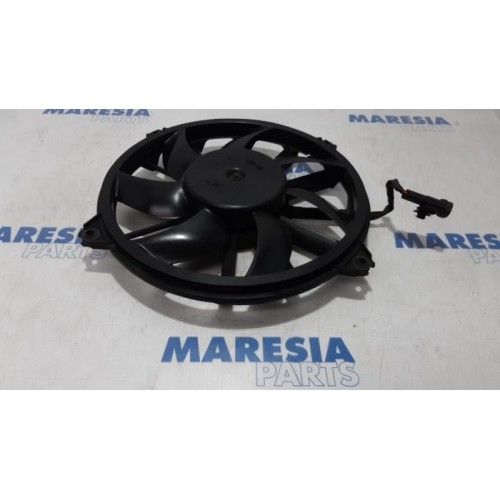 Peugeot - 308 - Fan motor