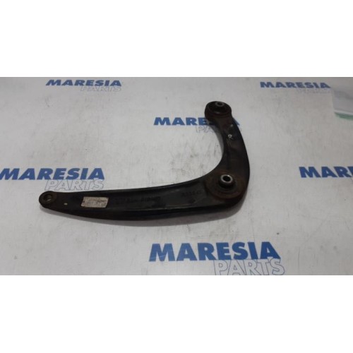Peugeot - 308 - Front wishbone, right
