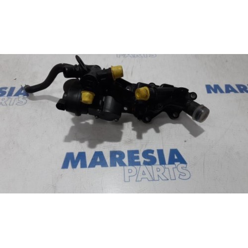 Renault - Clio - Thermostat housing